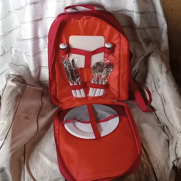 Angry Orchard picnic backpack - Picture 5 of 9